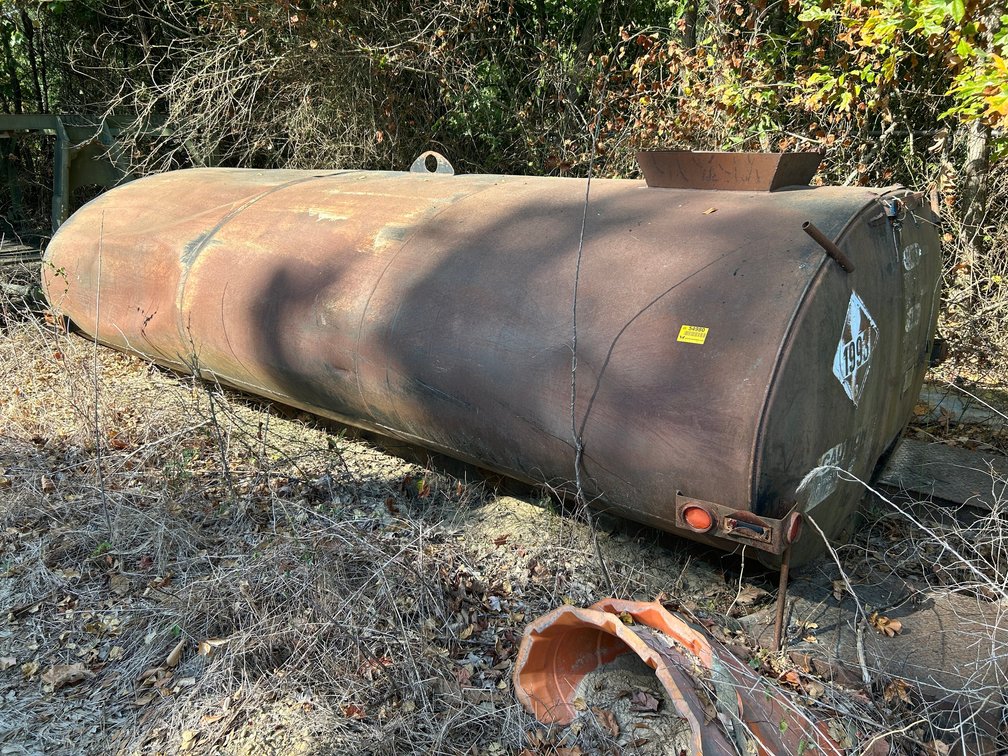 Central Machine Works Fuel Tank INV#2654980
