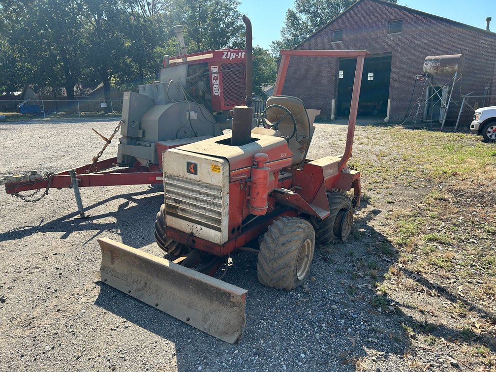 *INOP Ditch Witch 230C Trencher 3B0106 INV#2654929