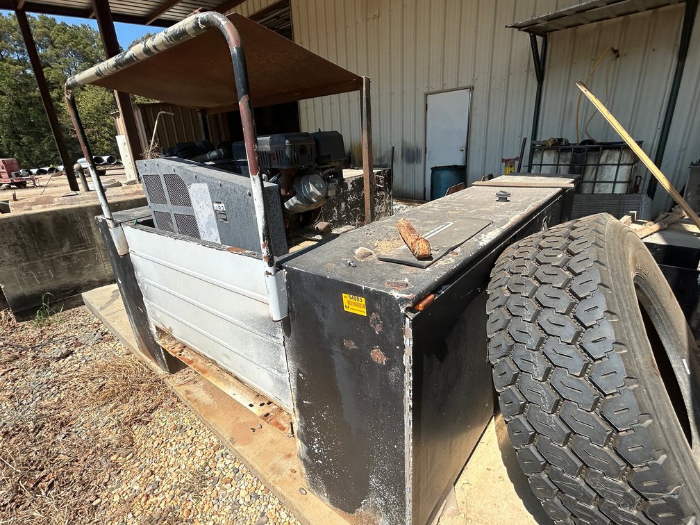 Truck Bed w/30 Gallon Air Compressor INV#2654983