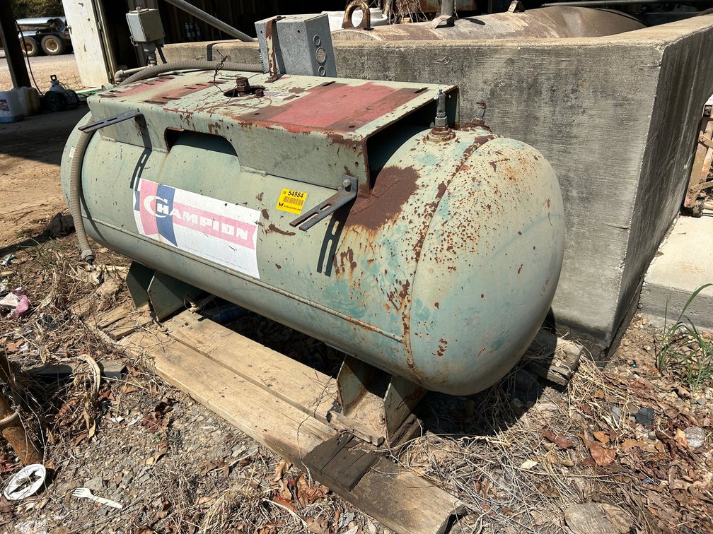 Champion Air Compressor INV#2654984