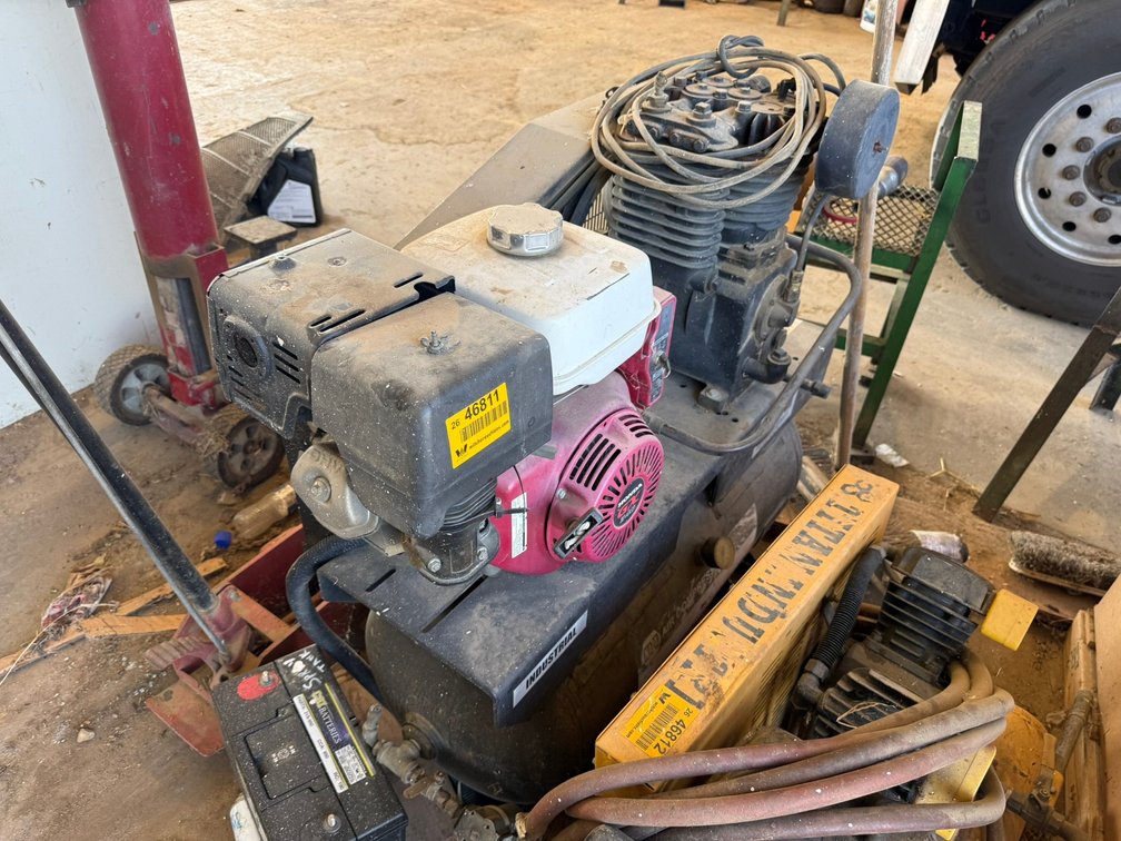 NAPA 821033GTH Air Compressor 8090260251 INV#46811