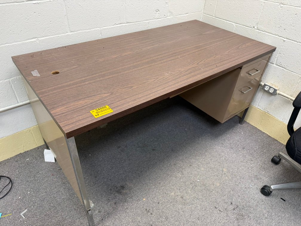 5' Desk w/Chair INV#2654888