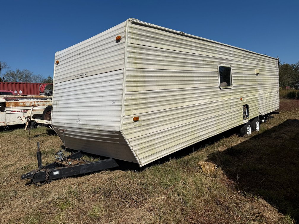 2006 Gulf Stream Cavalier 28' Camper 1NL1GTR2561051979 INV#57213