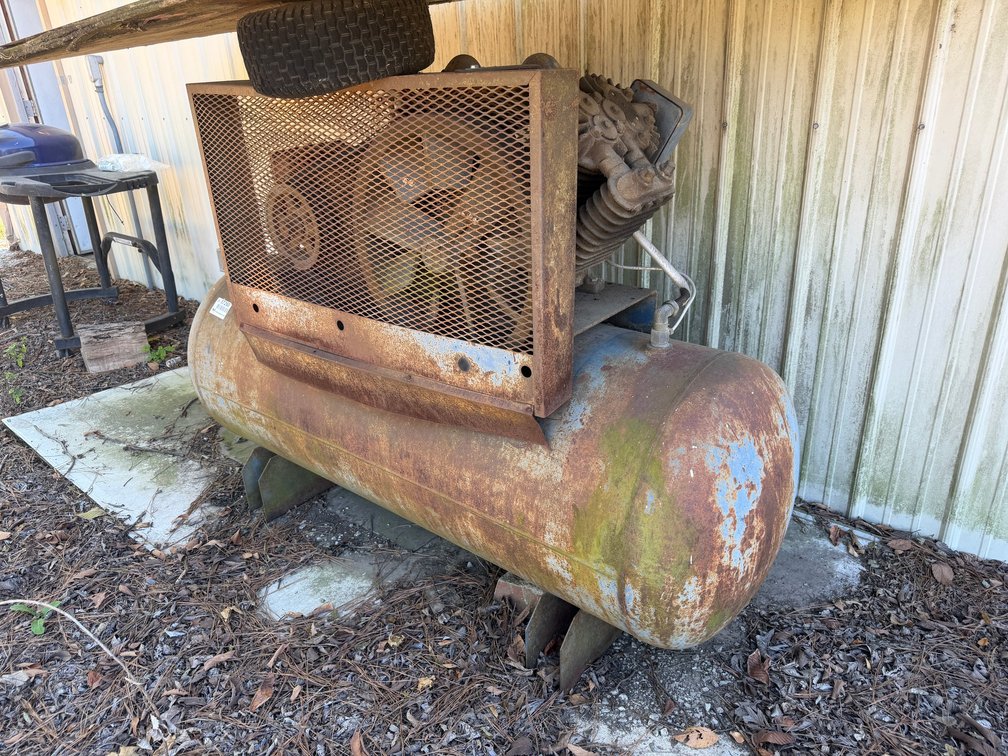 AMP Air Compressor INV#57260