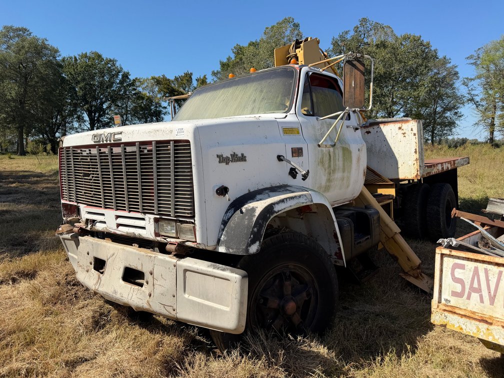 *INOP Gmc Top Kick Single Cab Boom Truck T17DYAV615420 INV#57229