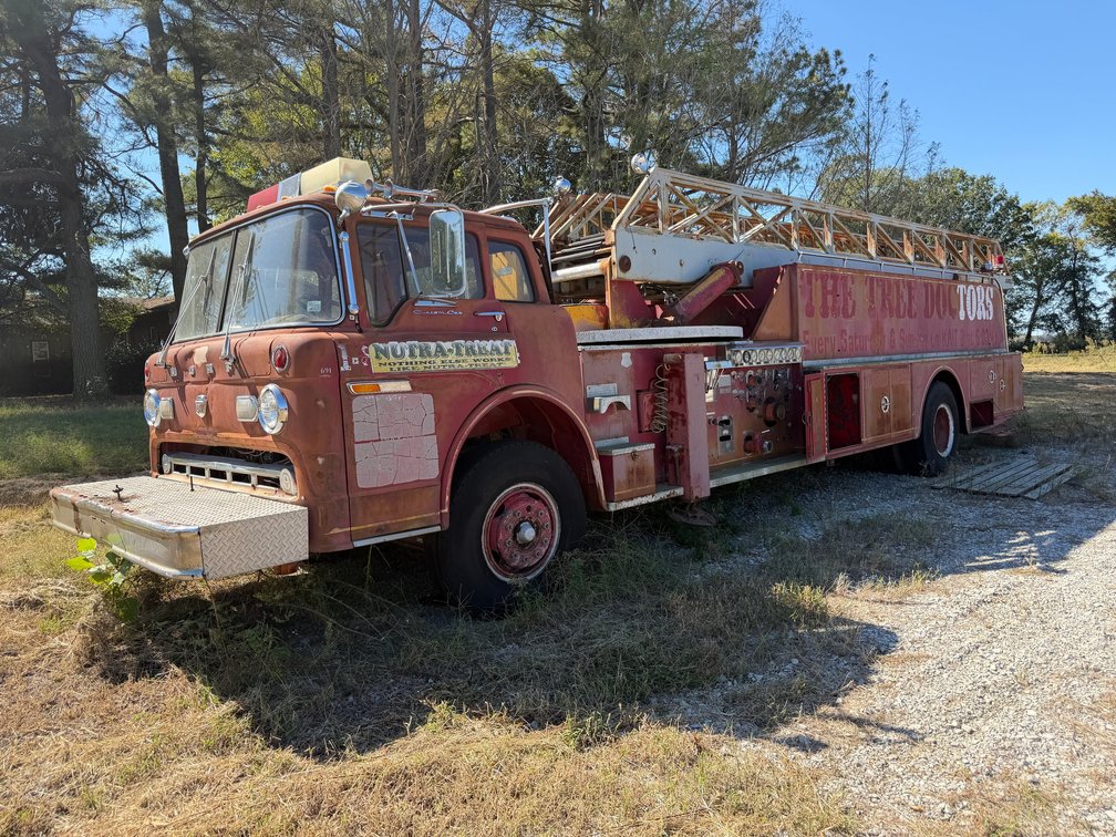 *INOP 1968 Ford C800 Howe Daycab S/A Fire Truck C00LVG82970 INV#57230