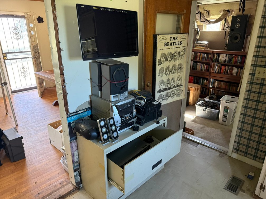 HP 27" Monitor, Logitech Speakers, RCA Digital Audio System, & Other Electronics INV#57534