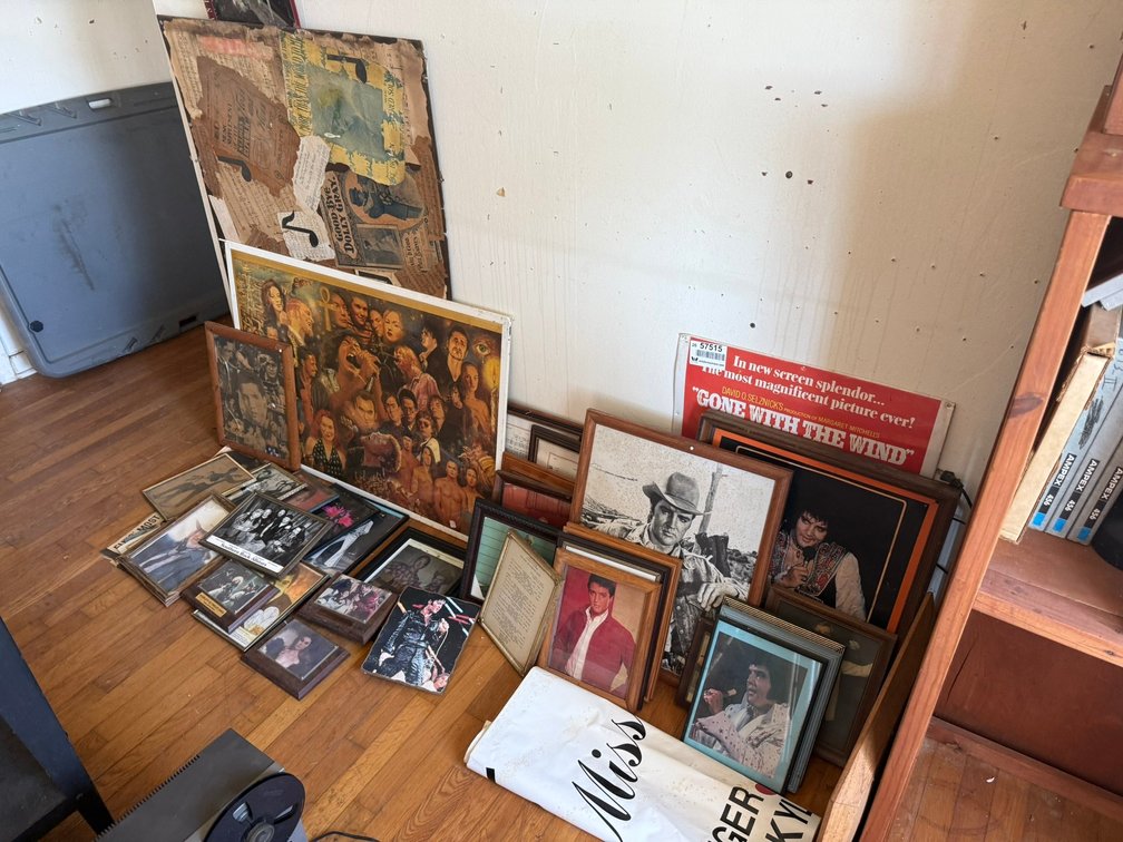 Lot of Pictures w/Frames INV#57515