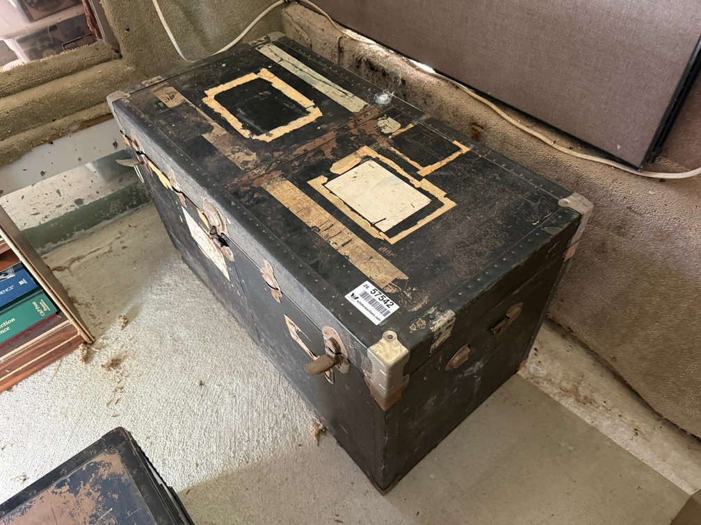 Vintage Trunk INV#57542