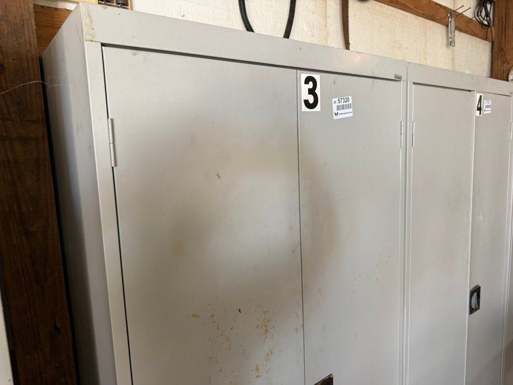 Sandusky Metal Cabinet w/ Contents INV#57320