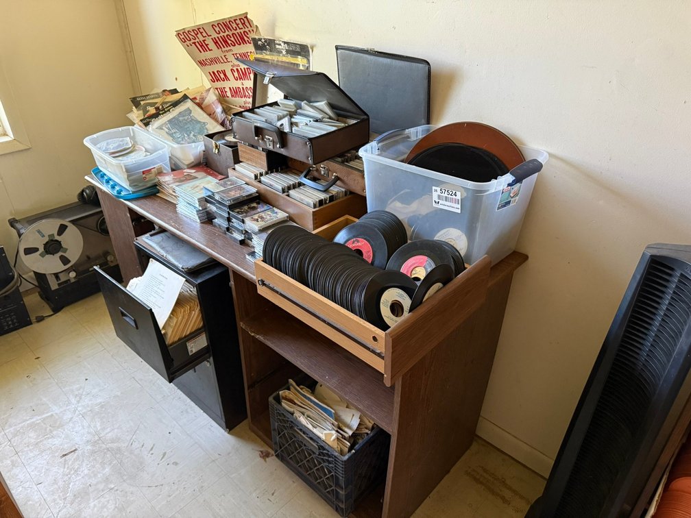Desk w/Contents INV#57524