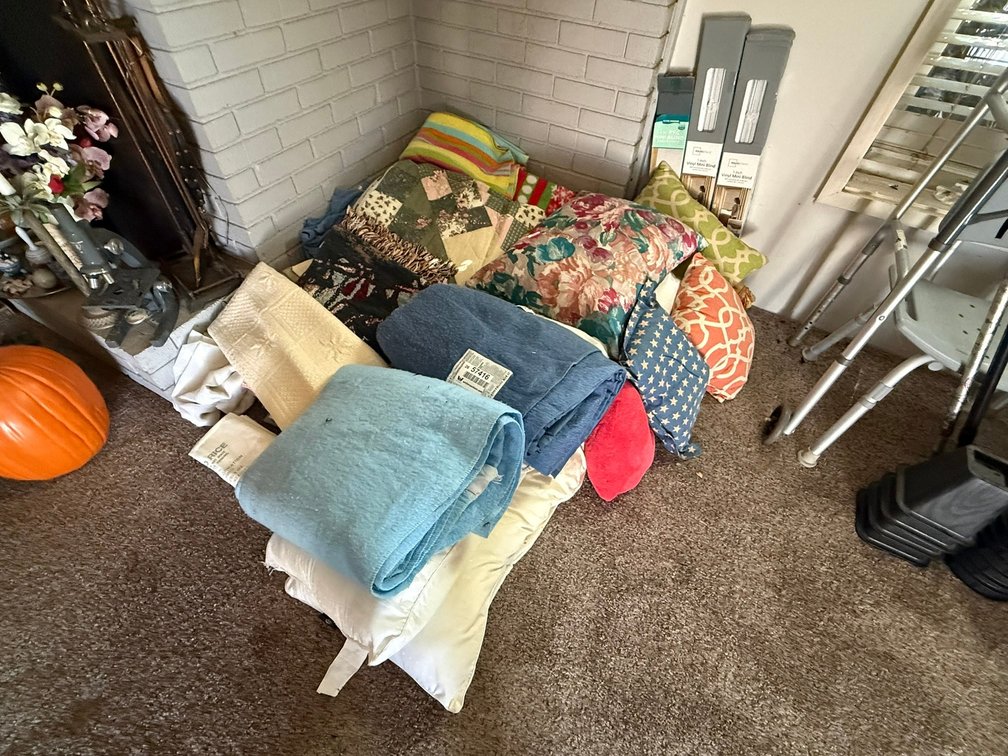 Lot of Bedding INV#57416