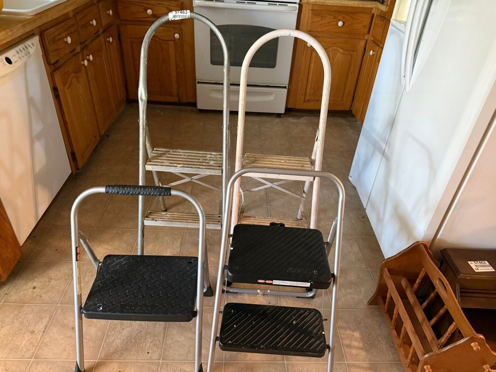Lot of (4) Step Stools INV#57463