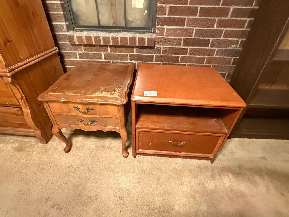Lot of (2) Nightstands INV#57474