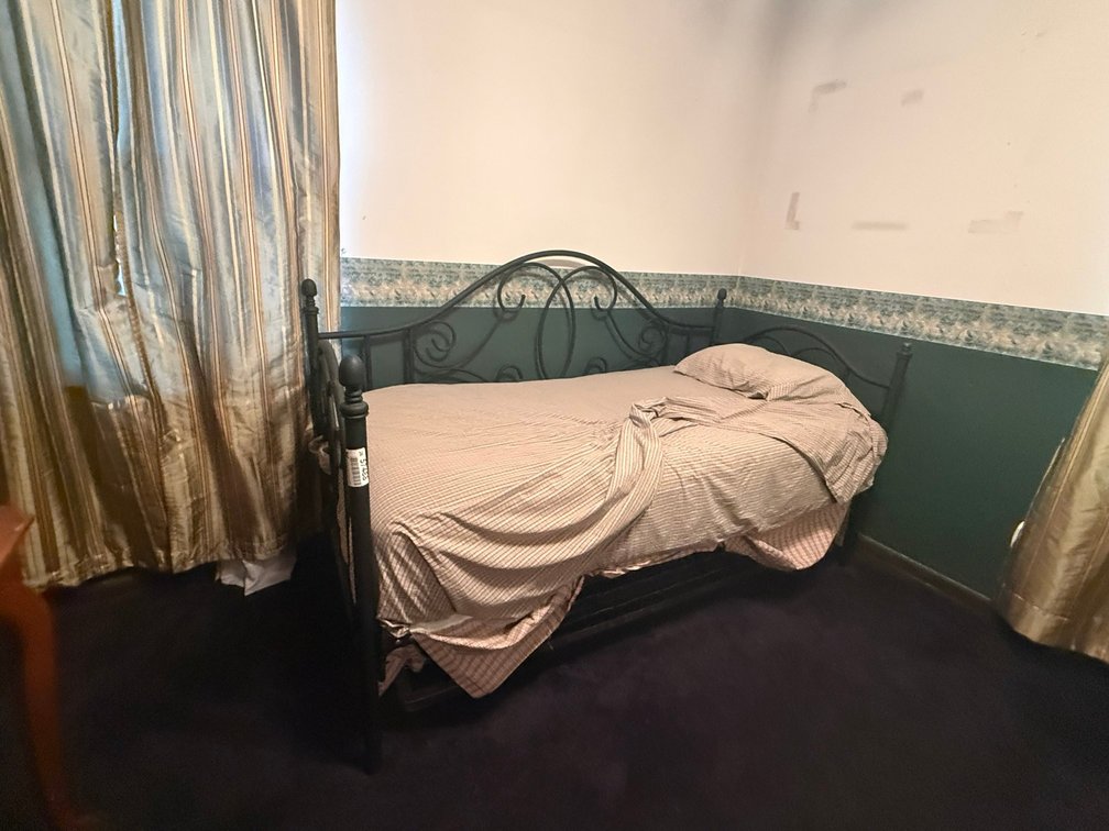 Twin sized Trundle Bed INV#57488