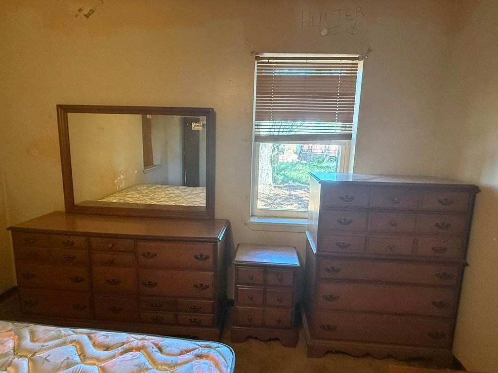 Dressers & Nightstand INV#57484
