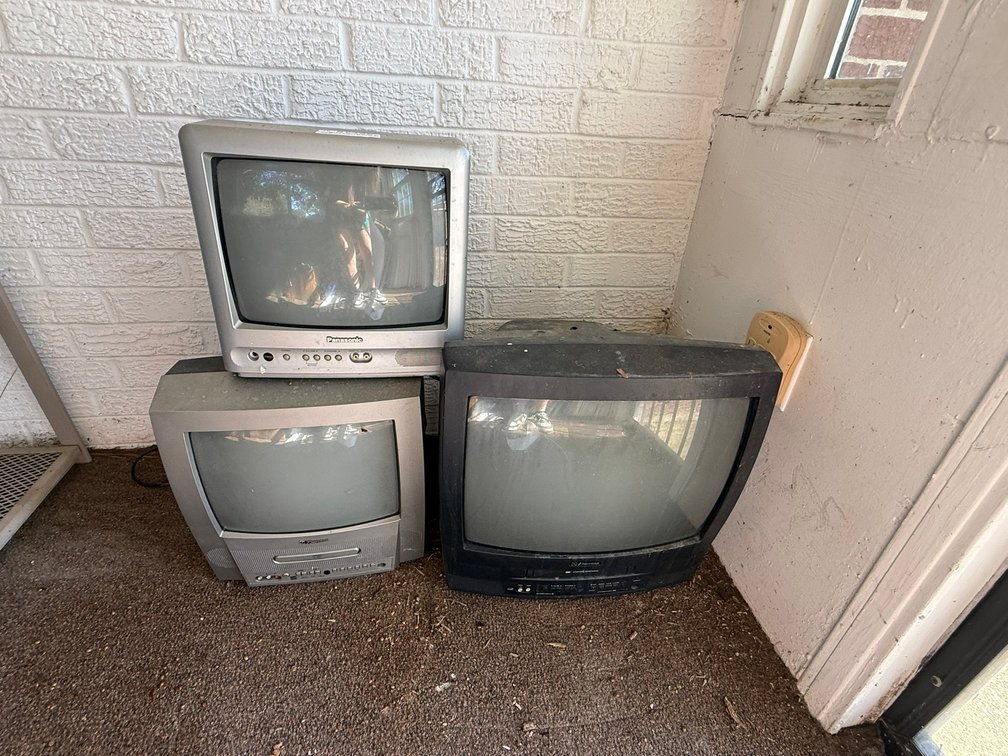 Lot of (3) Box TVs INV#57496