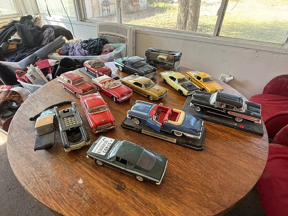 Lot of Die Cast Cars INV#57493
