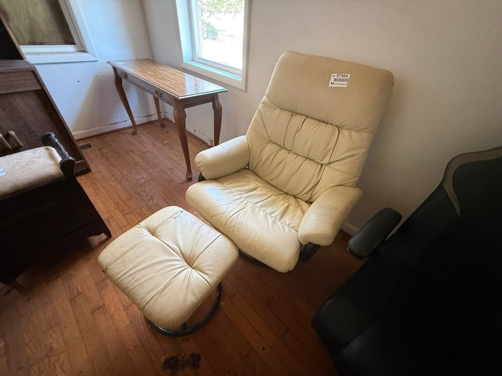 Chair w/ Stool INV#57564