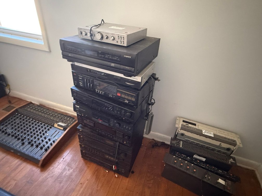 Lot of Stereos INV#57554