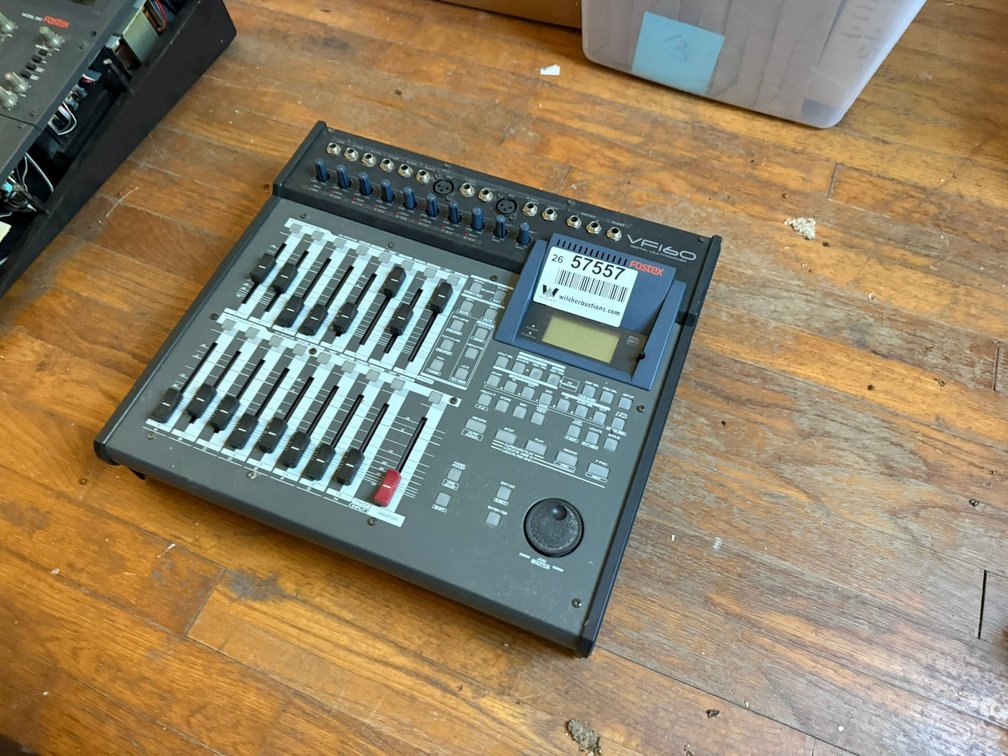 Fostex VF-16 Digital Multitrack Recorder INV#57557