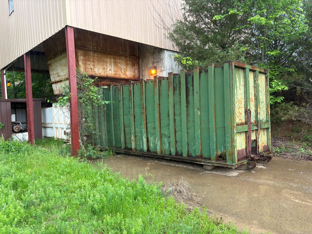 Trash Compactor
