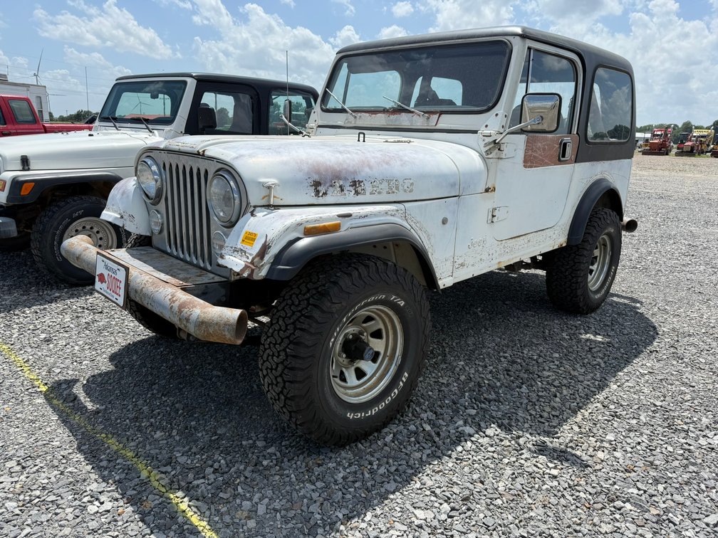 1982 Jeep CJ7 4x4 Jeep 1JCCE87E1CT042743