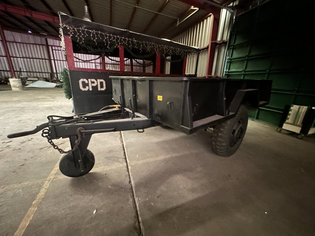 ~9.5' S/A Military Trailer  