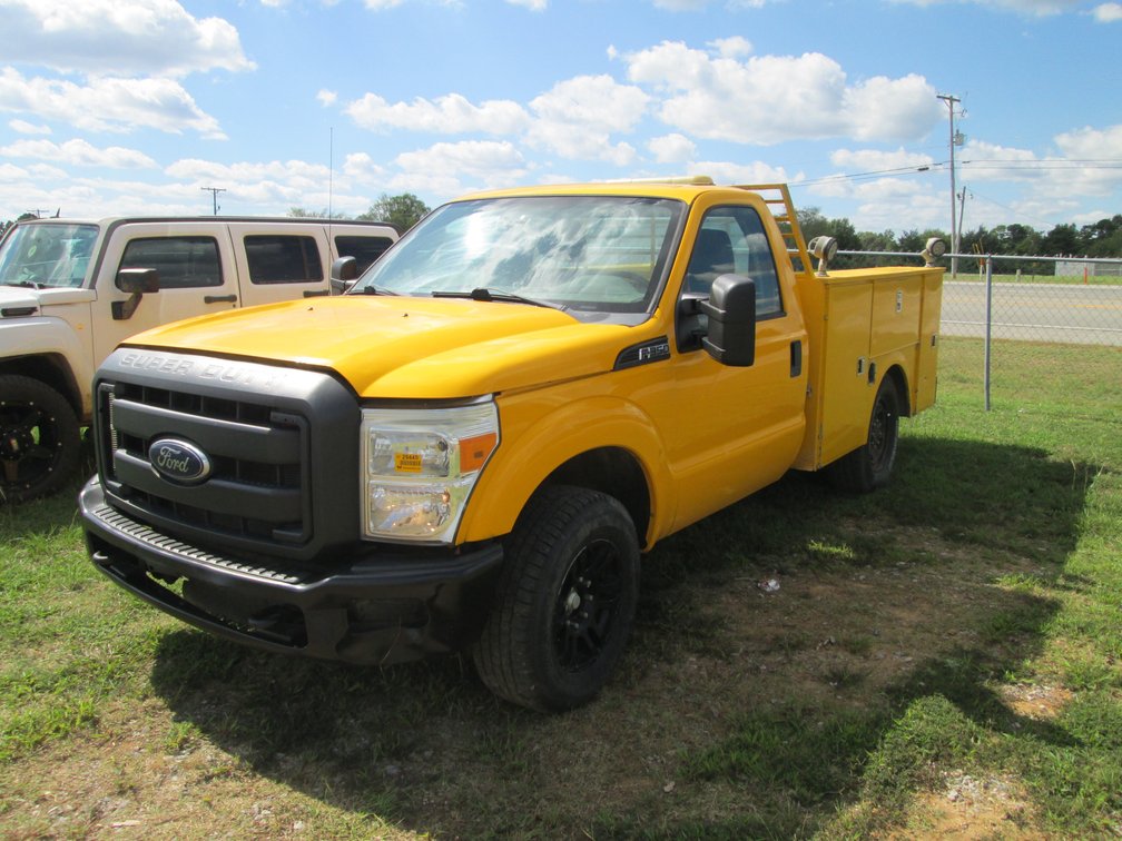 2015 Ford F350  Service Truck 1FTBF3A69FEA00389 Inv # 29445