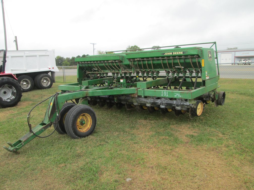 John Deere  750 14'  Grain Drill  Inv # 29819