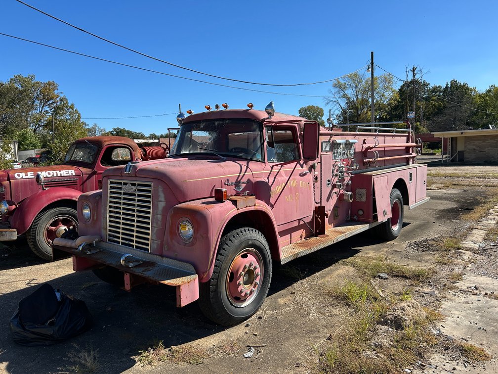 INOP 1971 International Harvester  1800 S/A Daycab Fire Truck VIN:  416080G411147