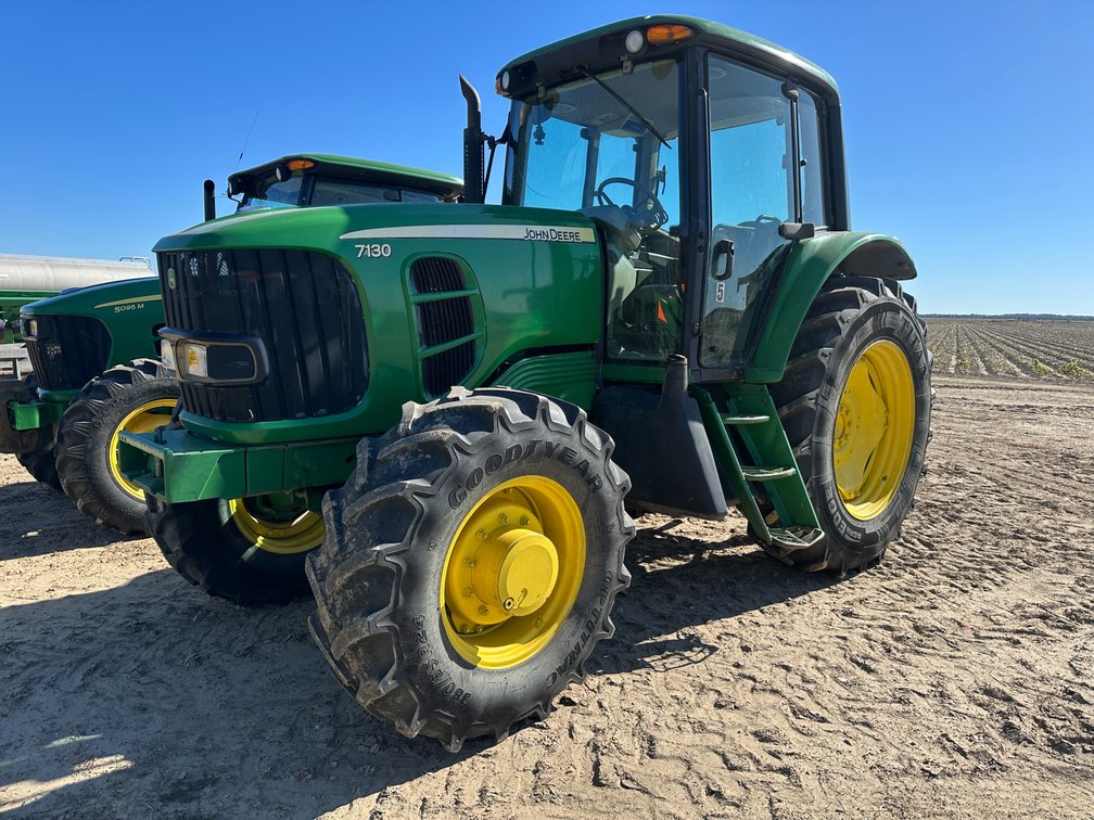 2010 John Deere 7130 MFWD Tractor  Location: Site 1A