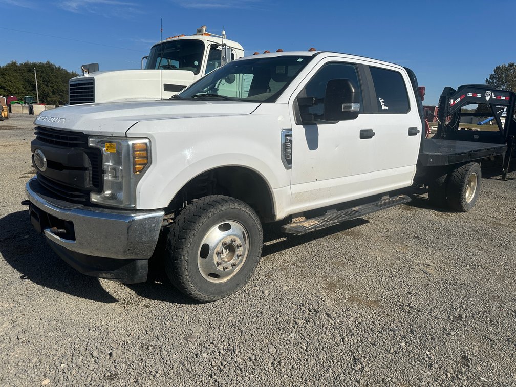 2018 Ford  XL F350 4x4 Pickup VIN: 1FD8W3H64JEC06739