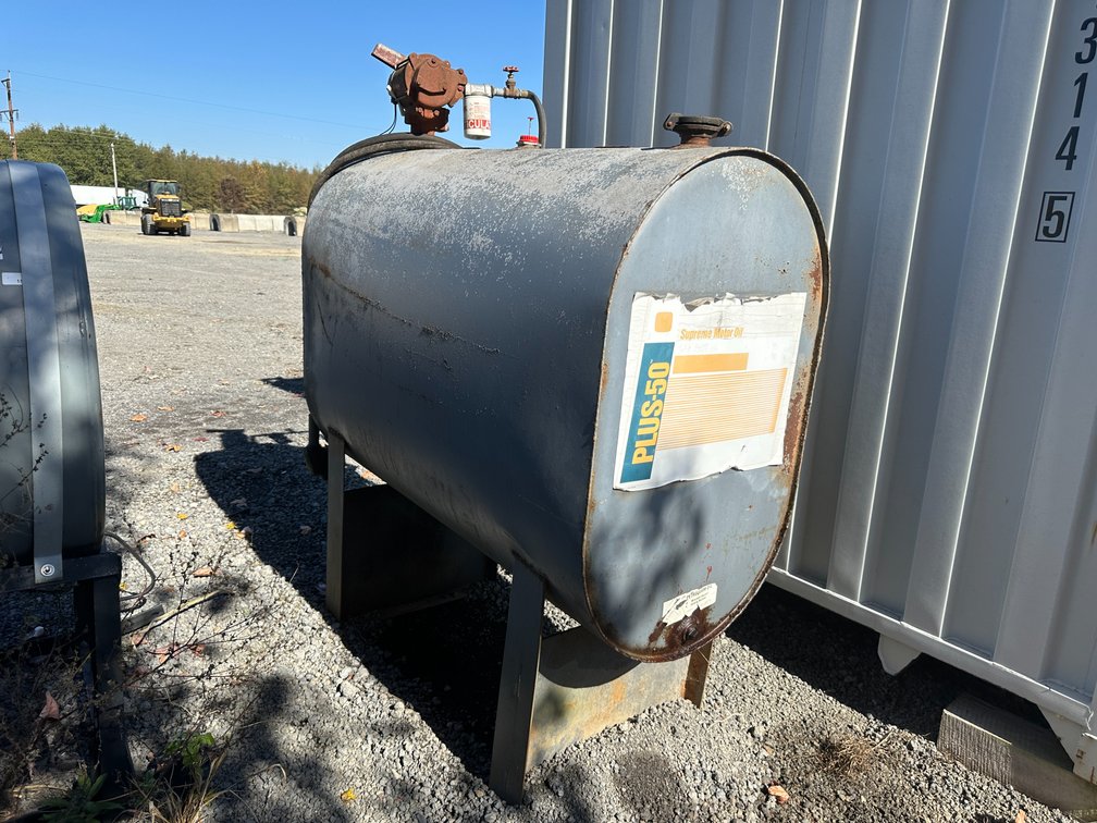 ~260 gallon  Fuel Tank w/ Pump 