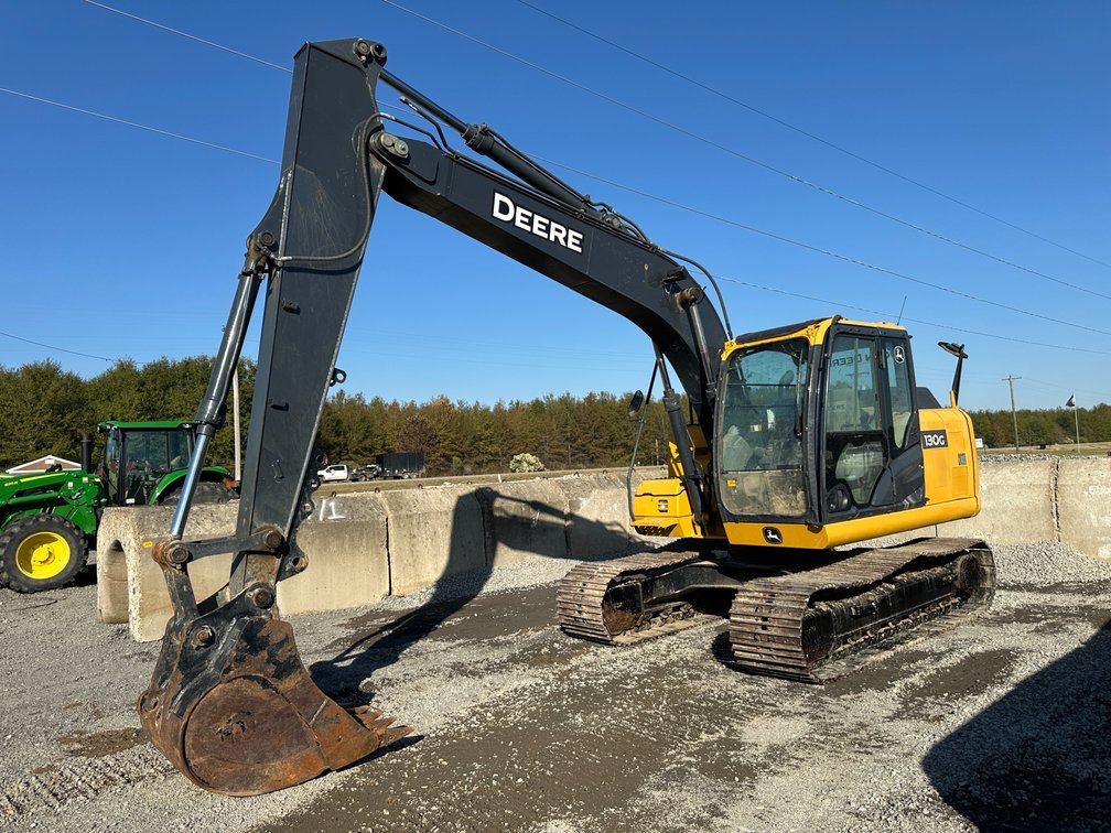 2016 John Deere 130G Hydraulic Excavator w/Mechanical Thumb