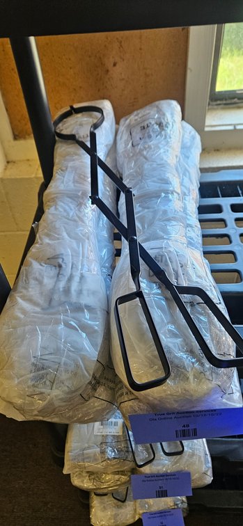 Lot of 17 Black Metal Scissor Tongs