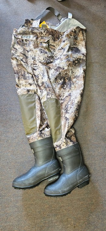 Cabela's Camouflage Bootfoot Chest Waders