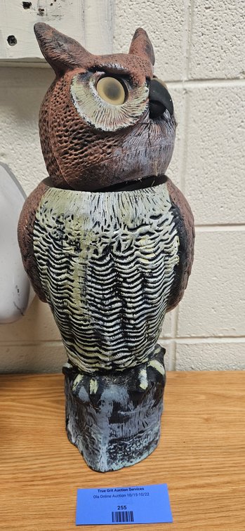 Molded Plastic Great Horned Owl Decoy with Swivel Head