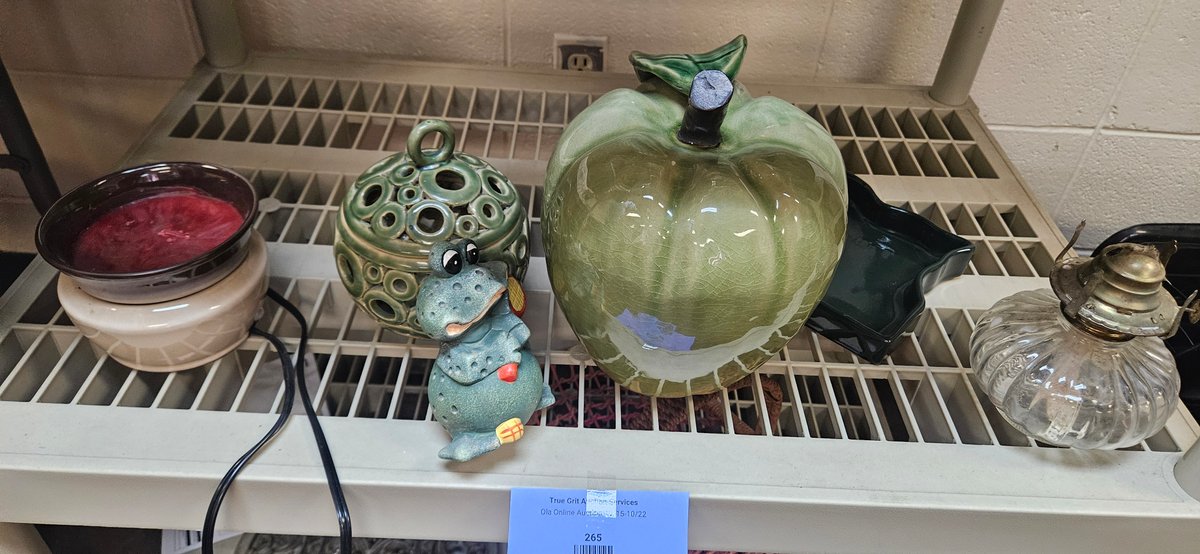 Lot 265