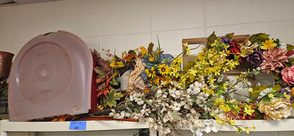 Artificial Floral Wreaths, Sprays, and Wreath Storage Box