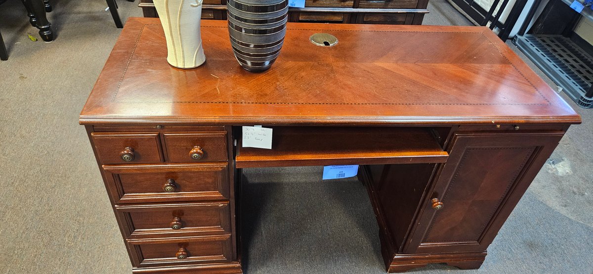 Wood Pedestal Desk with Pull-Out Keyboard Tray