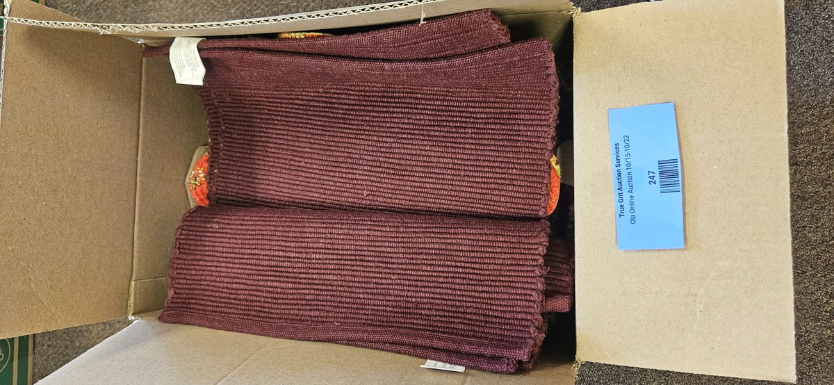 Table Linens, Placemats, and Fabric Remnants