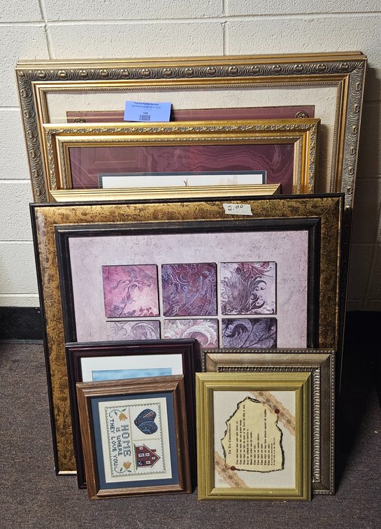 Framed Wall Art, Prints, and Needlework