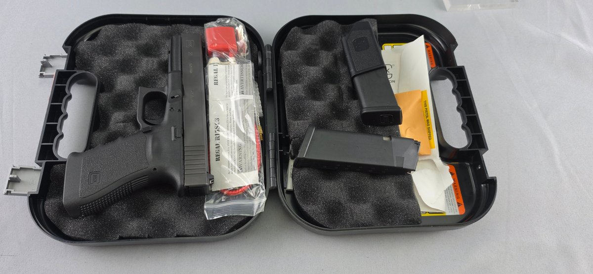 Glock 21 .45 Auto Semi-Automatic Pistol