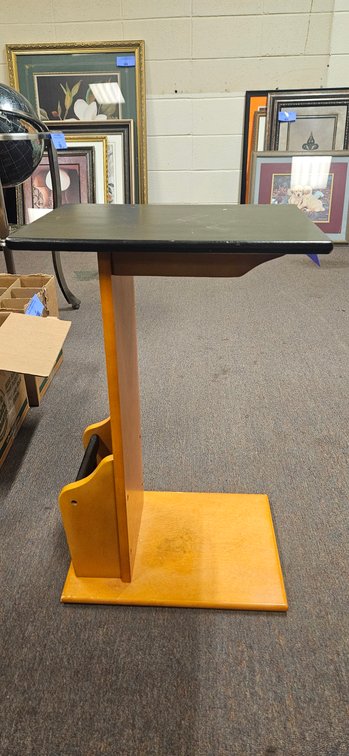 Wooden C-Frame Side Table with Magazine Rack
