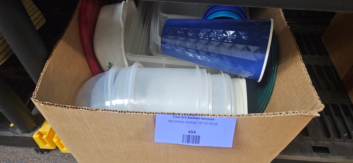 Plastic Food Storage Containers and Tumblers