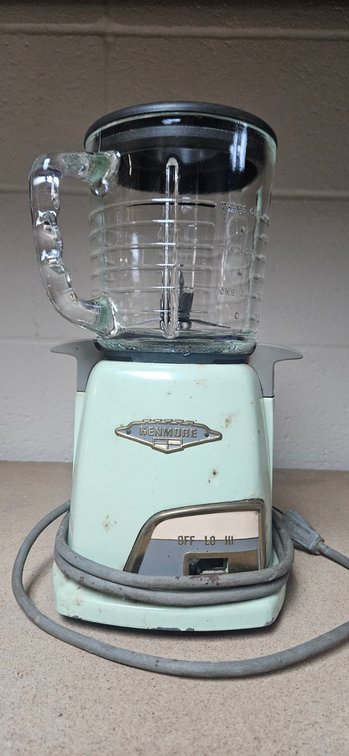 Kenmore Two-Speed Blender with Glass Pitcher