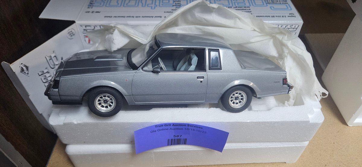 GMP 1987 Buick Turbo T Die-Cast Model Car