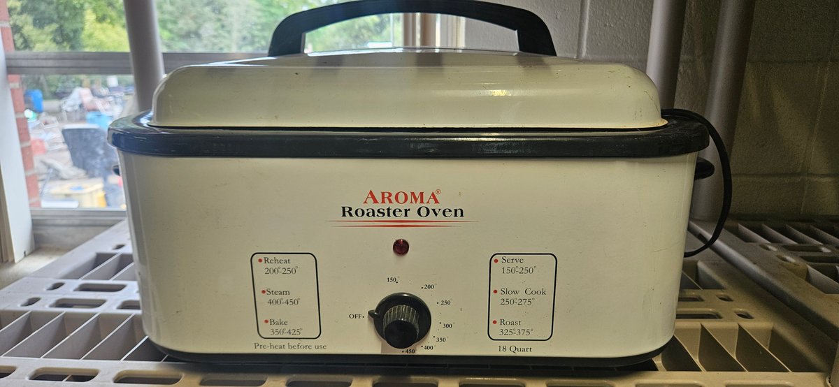 Aroma 18-Quart Electric Roaster Oven