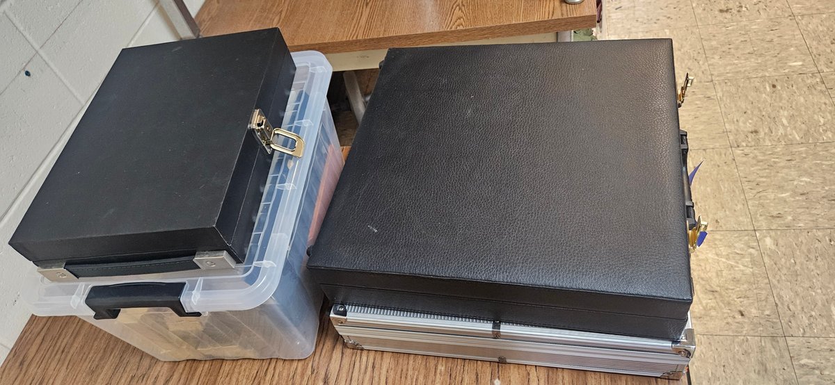 Hard-Sided Jewelry Briefcases, Jewelry Cases, and Storage Tote